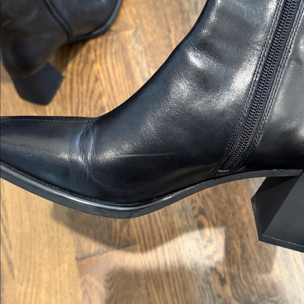 Vagabond Black Heeled Boots - Picture 10 of 14